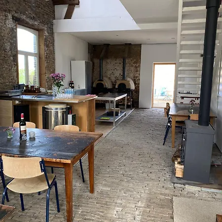 Alojamento de Acomodação e Pequeno-almoço Tanti Baci! Maastricht